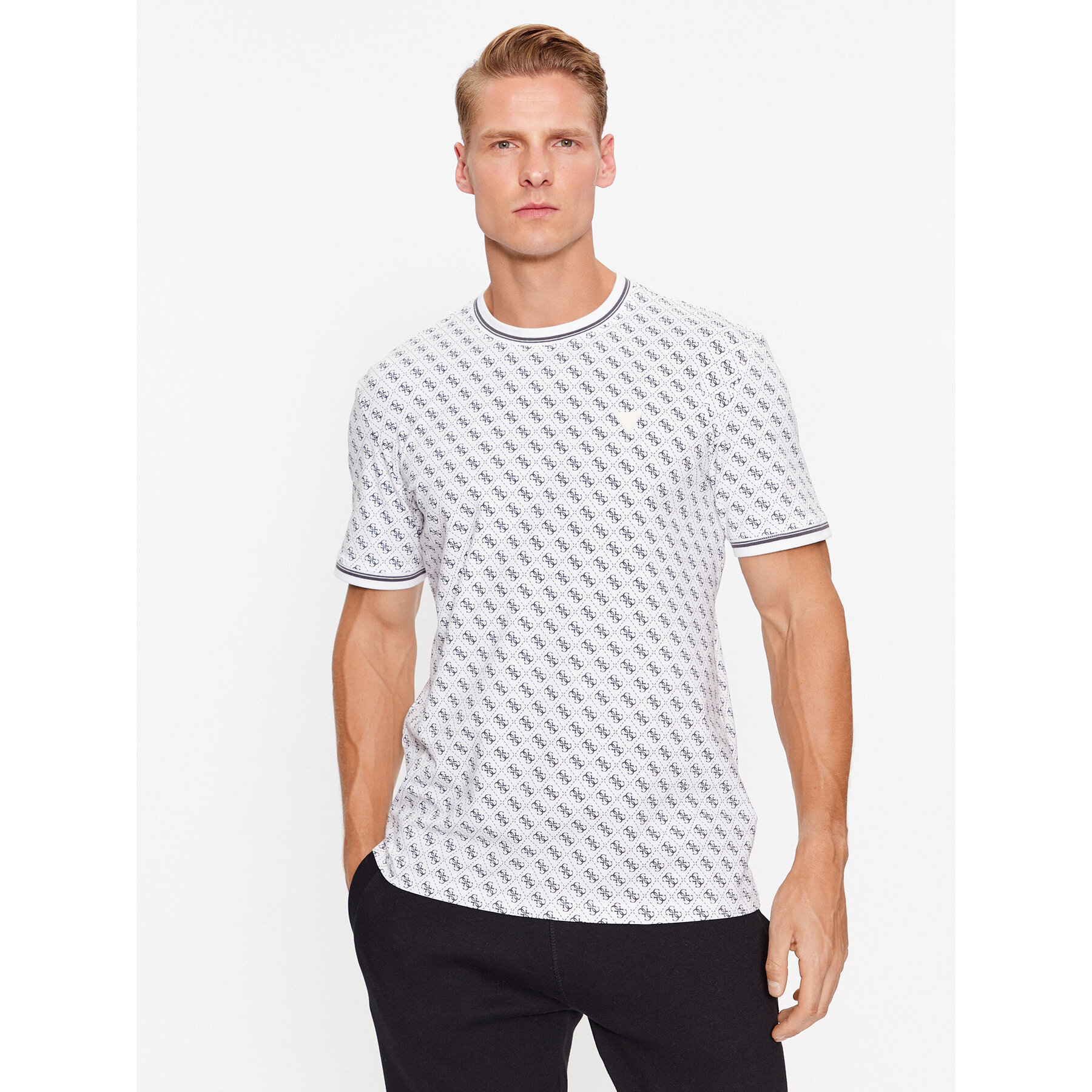 Guess T-Shirt Marshall Z2YI05 J1314 Weiß Regular Fit