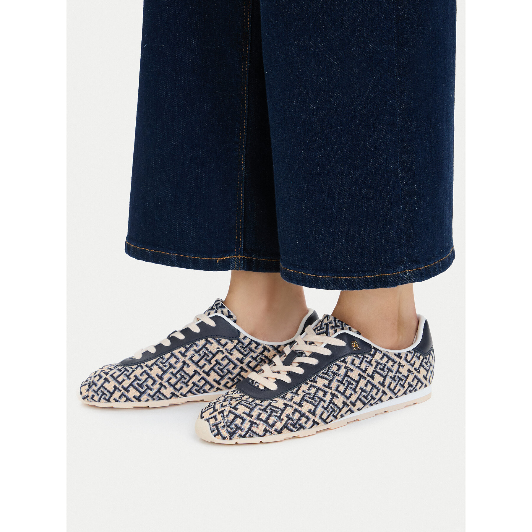 Сникърси Tommy Hilfiger Bella FW0FW09523 Цветен