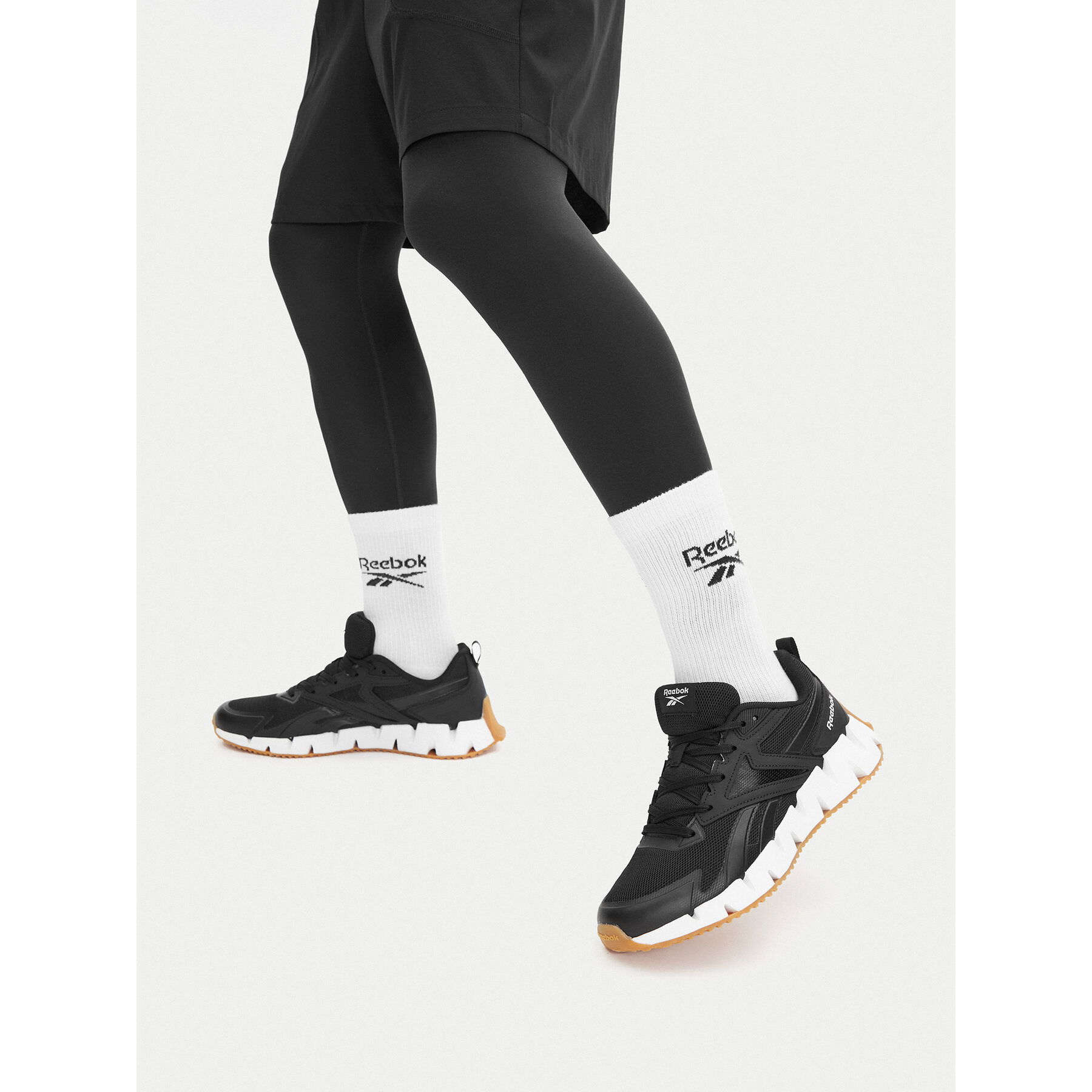 Sneakersy Reebok CEO-ZIG VECTOR AR30153M-BWZ Čierna