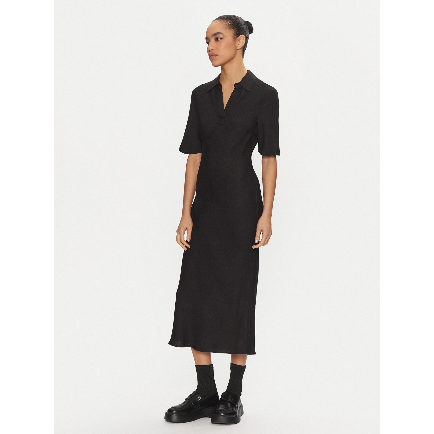 Calvin Klein Kleid für den Alltag K20K207867 Schwarz Regular Fit