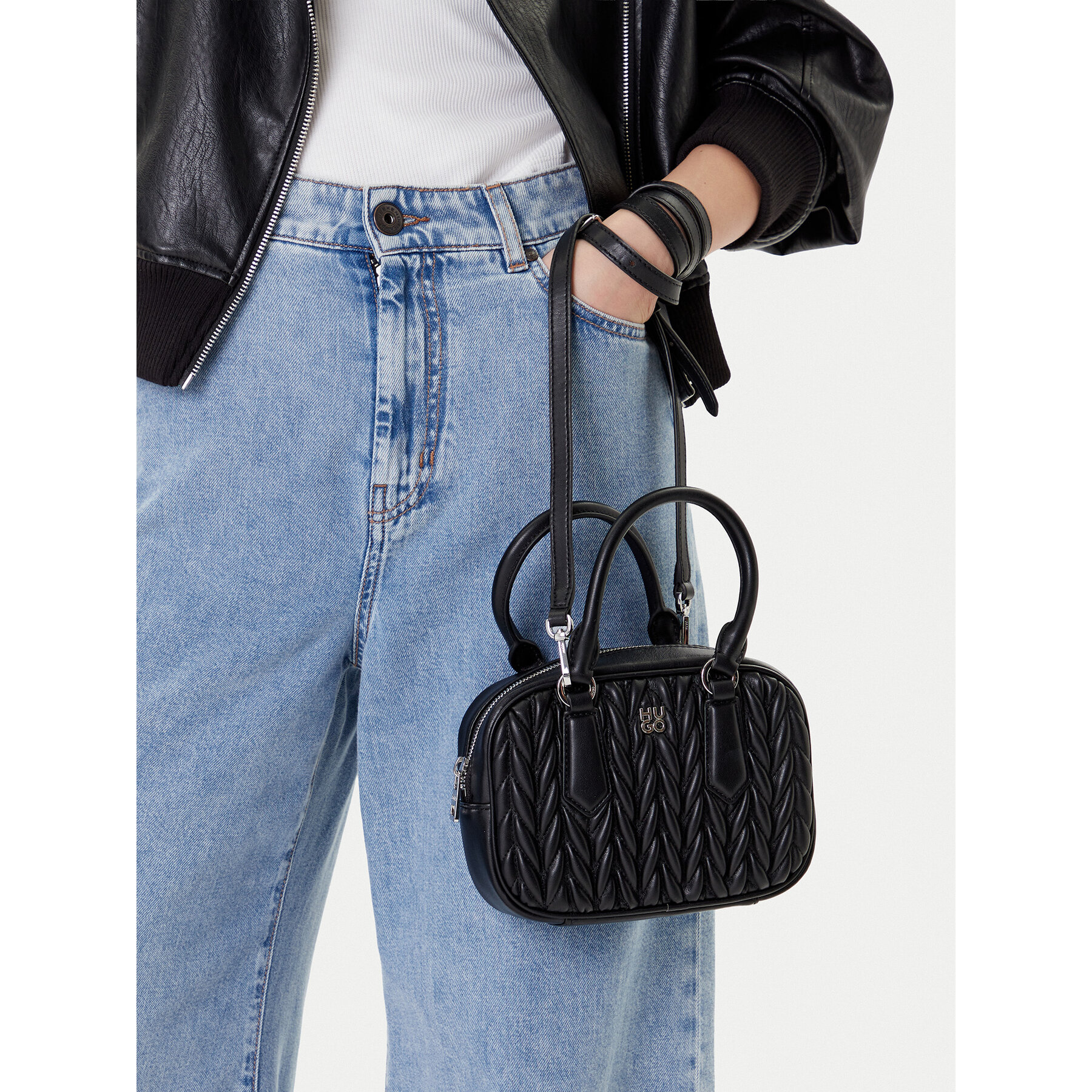 Дамска чанта HUGO 50547827 Черен