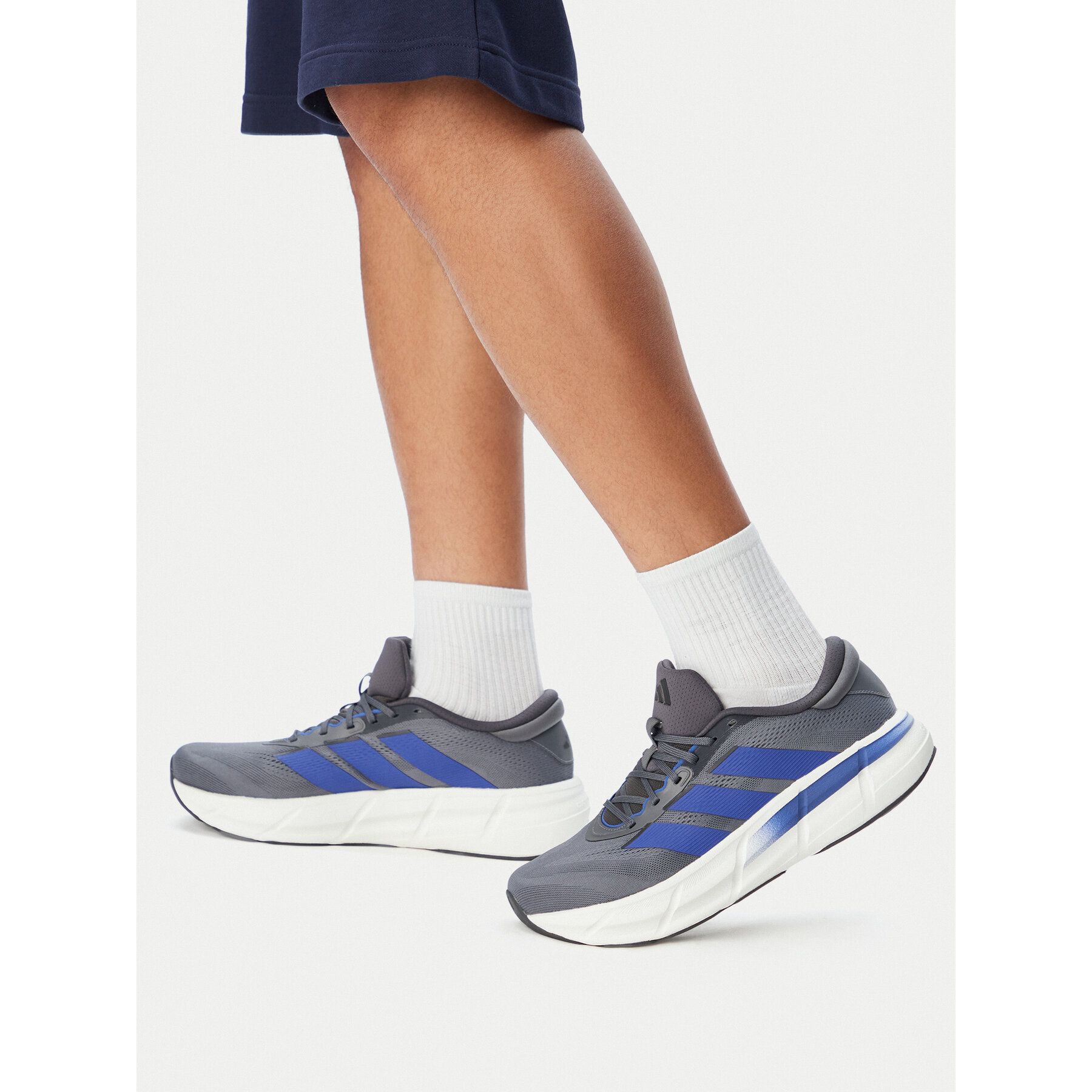 Маратонки за бягане adidas Questar 4 Running Shoes IH9820 Сив
