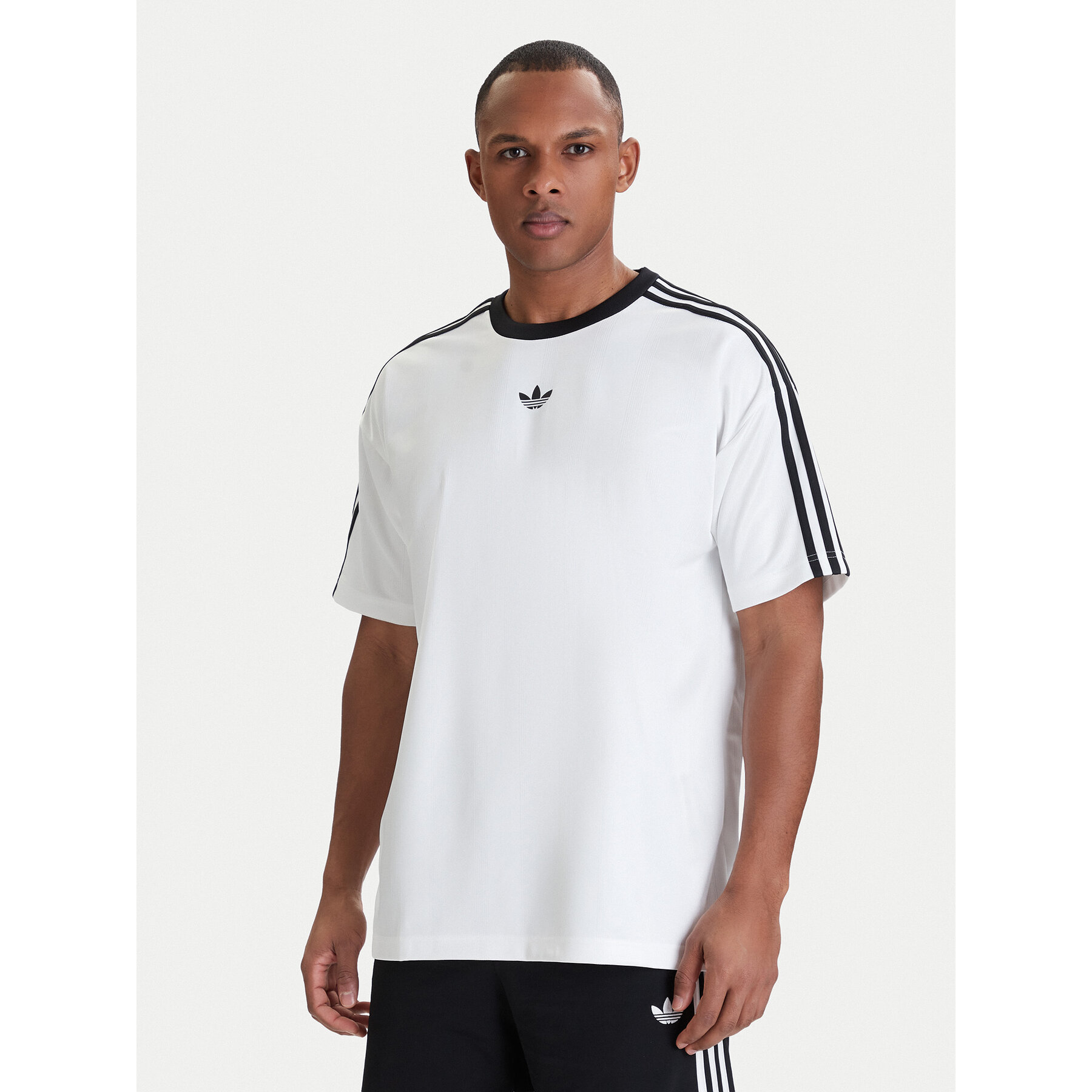 adidas Majica adicolor Jacquard KD5829 Bela Loose Fit