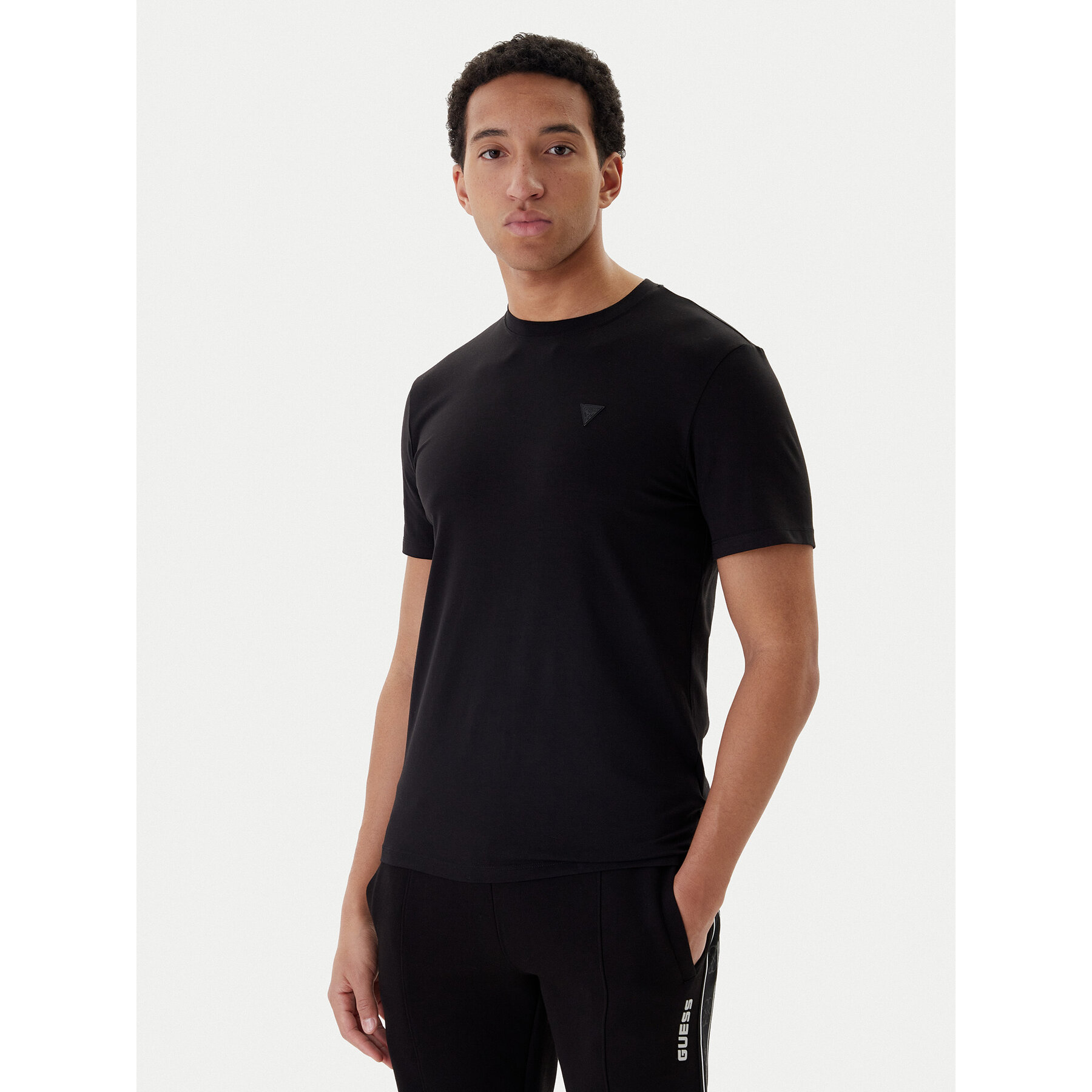 Guess Majica Z2YI12 JR06K Črna Regular Fit