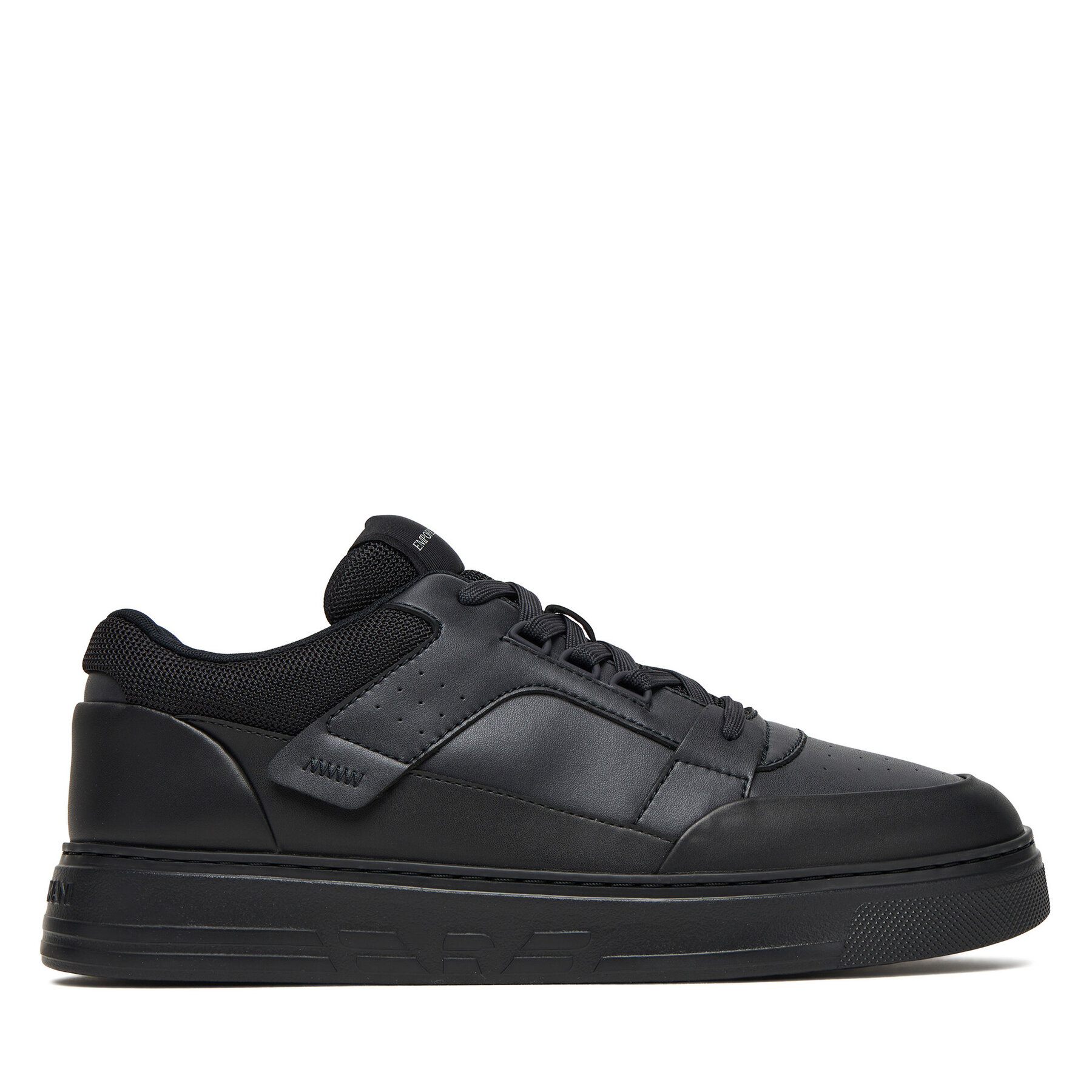 Sneakersy Emporio Armani EM002855 AF18018 MZ312 Čierna