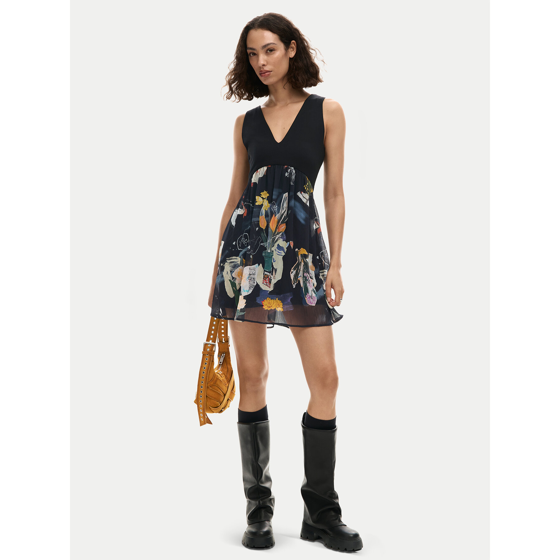 Desigual Sommerkleid Uve 26SWVW47 Schwarz Regular Fit