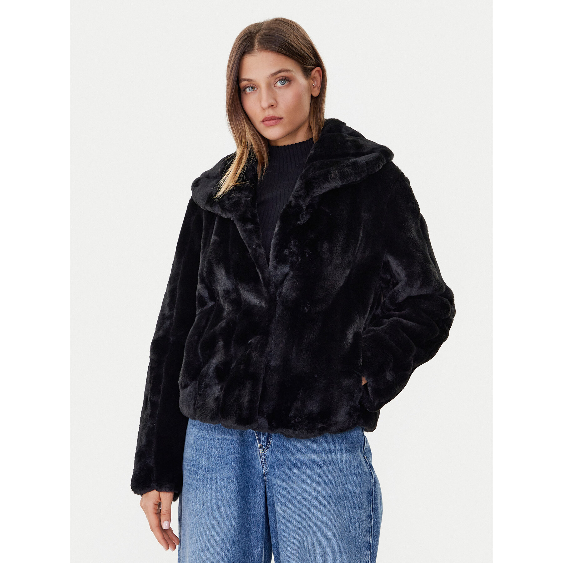 Guess Pelzmantel New Sophy W0BL0N WDCH0 Schwarz Regular Fit