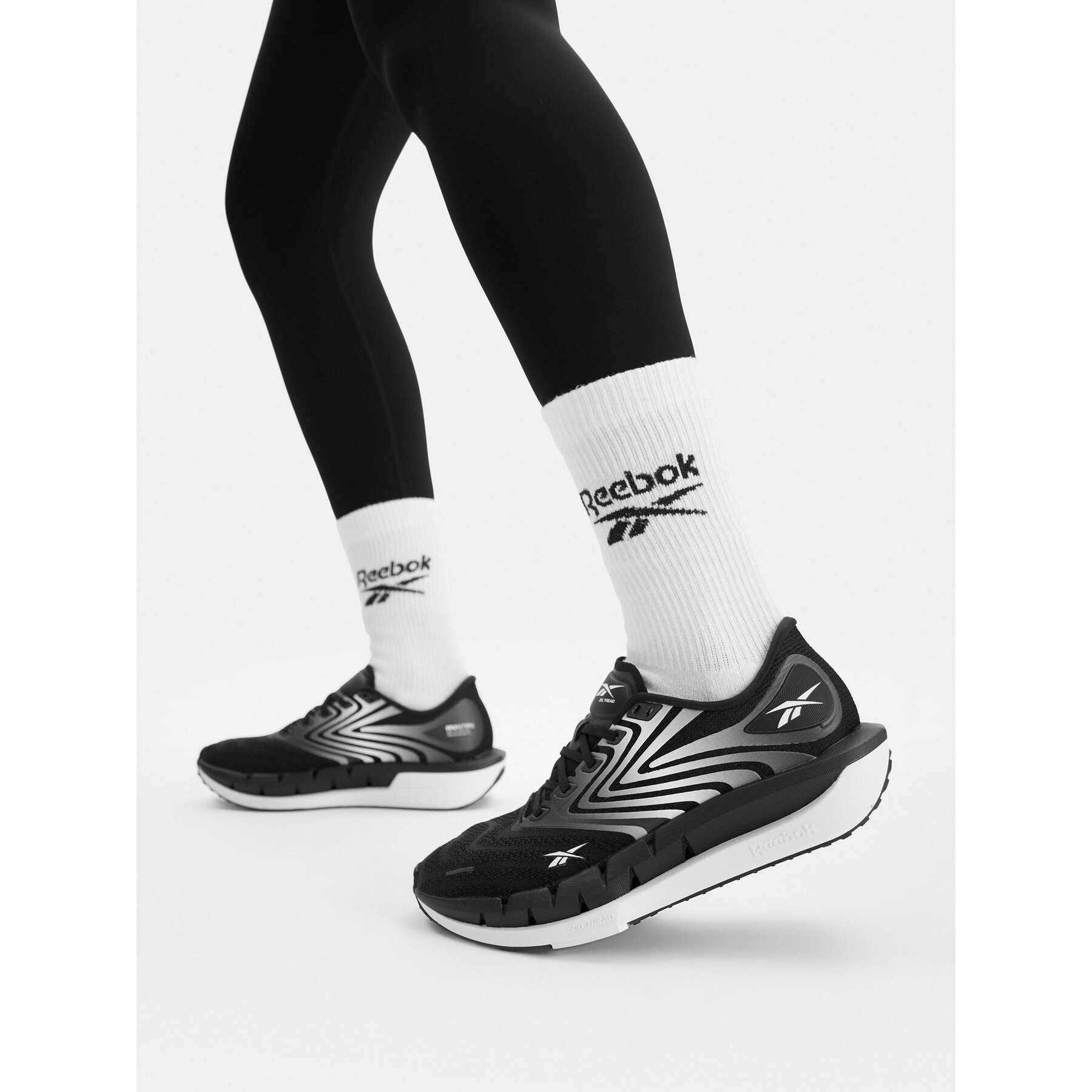 Bežecké topánky Reebok EO-FLOATZIG TREAD 100247798 Čierna