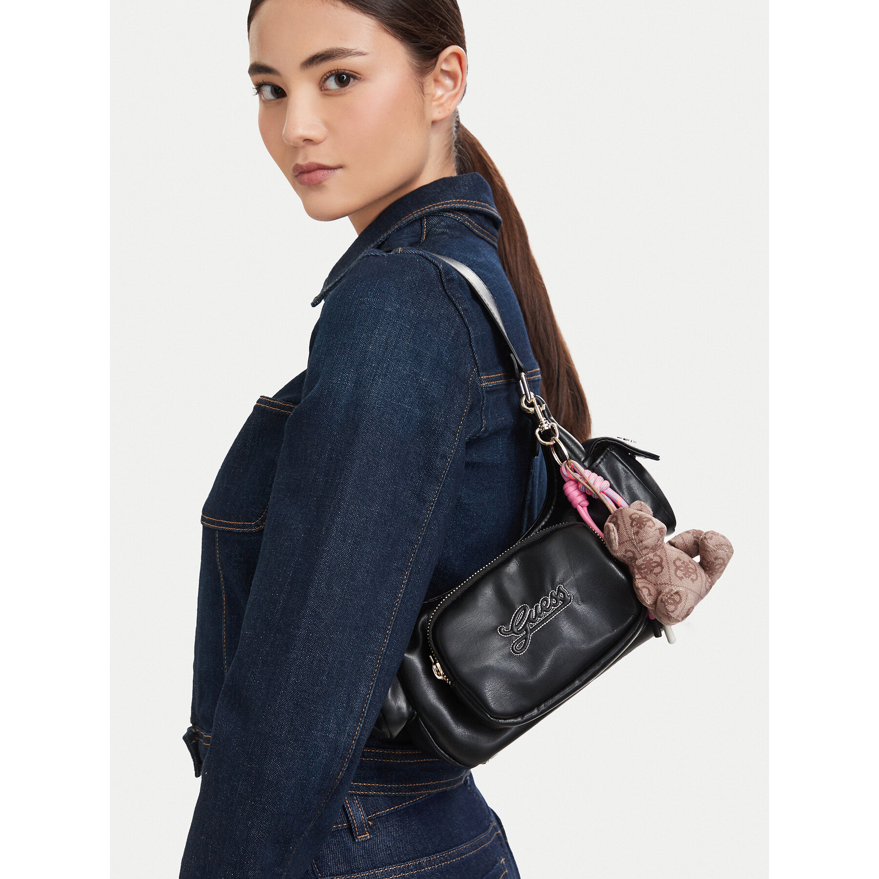 Дамска чанта Guess J6YZ28 W2574 Черен