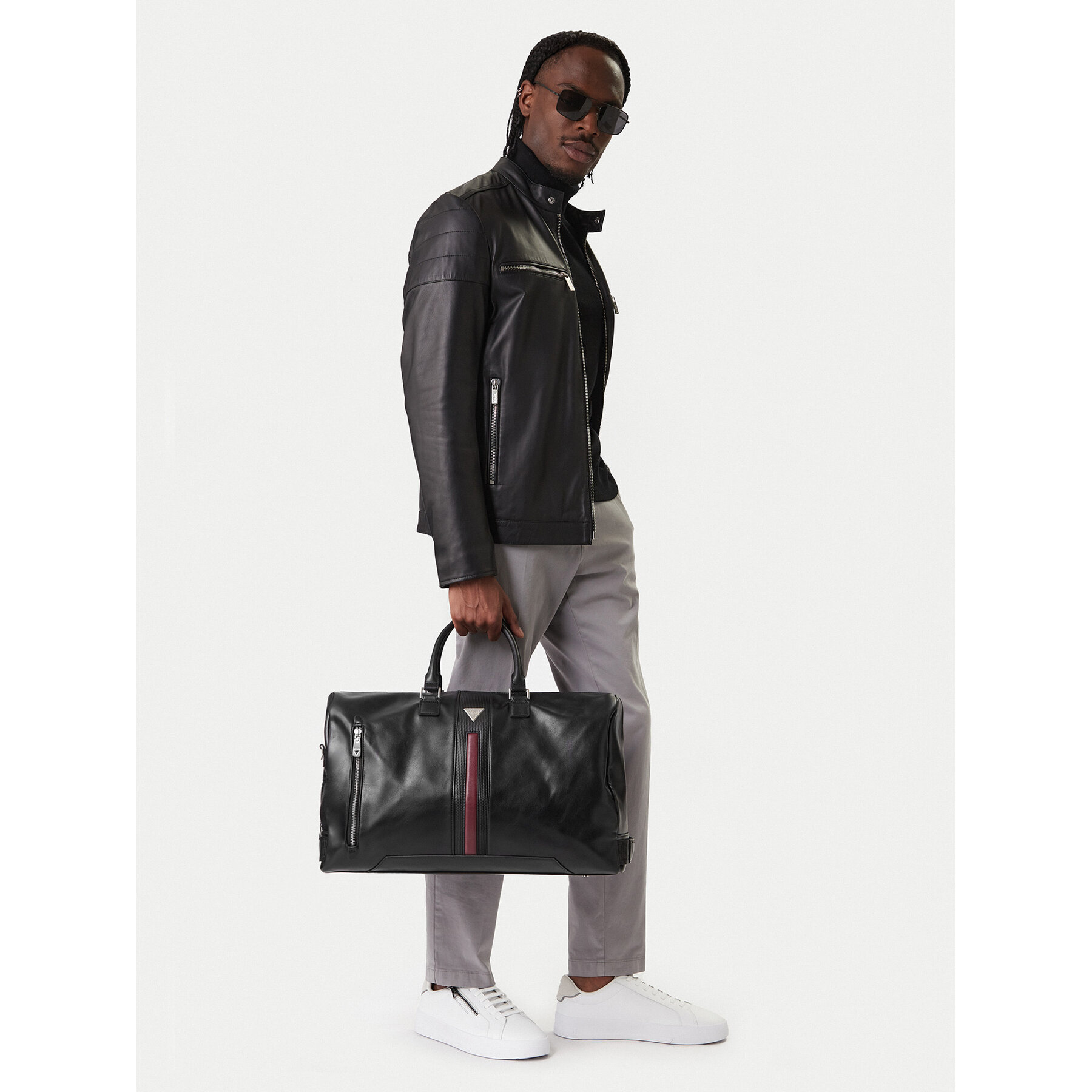 Τσάντα Σαββατοκύριακου Guess TMTOCS P6134 Μαύρο