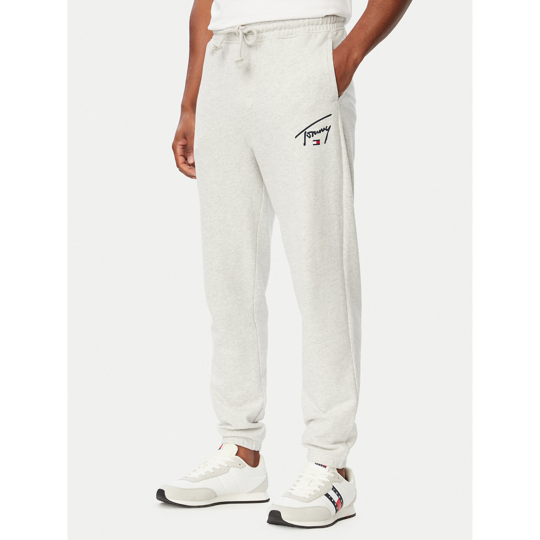 Tommy Jeans Jogginghose DM0DM23593 Hellgrau Regular Fit