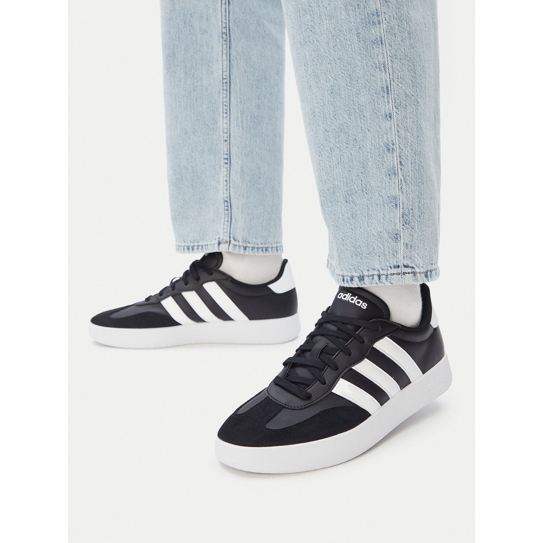 Tenisice adidas Barreda JI2307 Crna