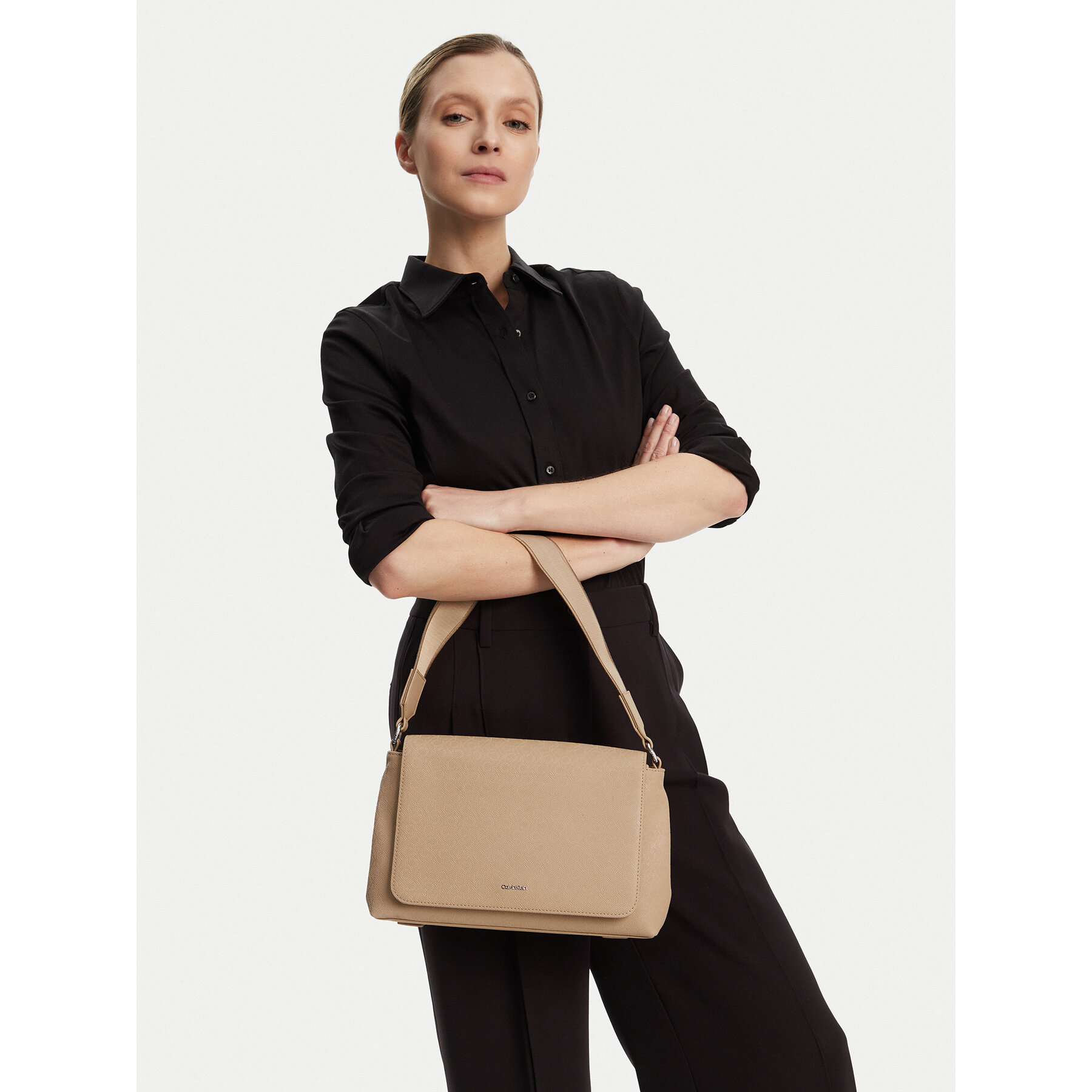 Дамска чанта Calvin Klein Ck Must Satchel_Mono K60K613181 Бежов