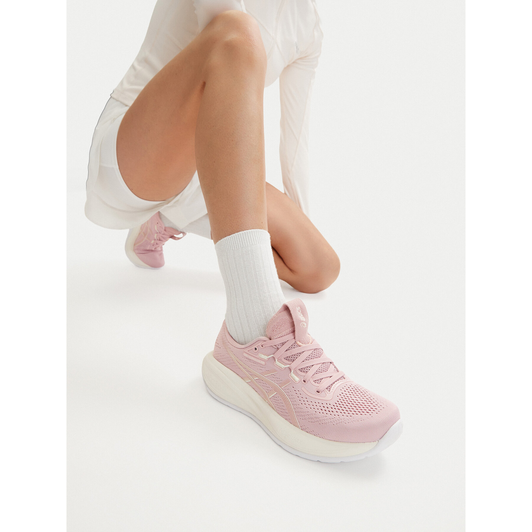 Маратонки за бягане Asics Gel-Cumulus 28 1012B916 Светлорозов