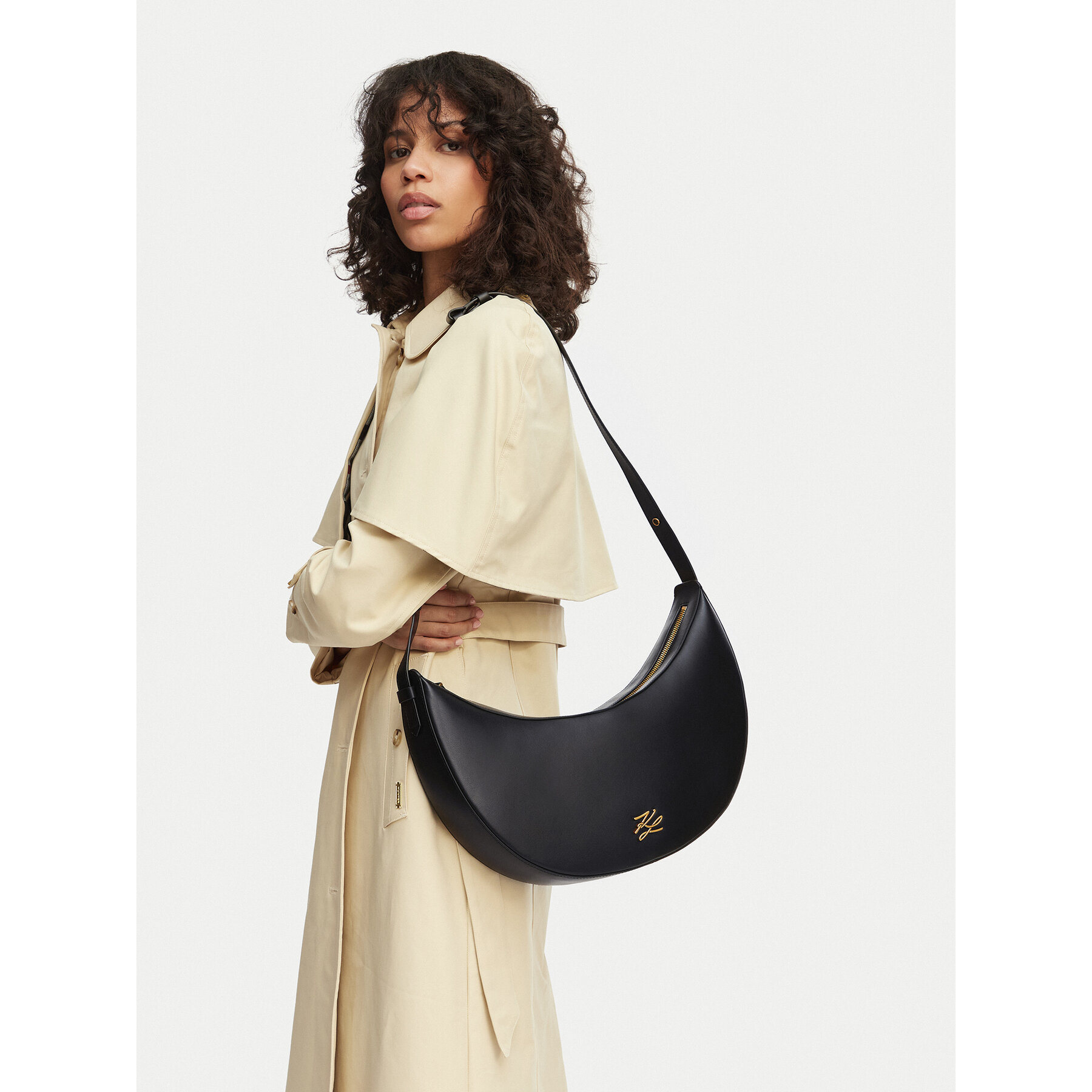 Дамска чанта KARL LAGERFELD B2W30236 Черен