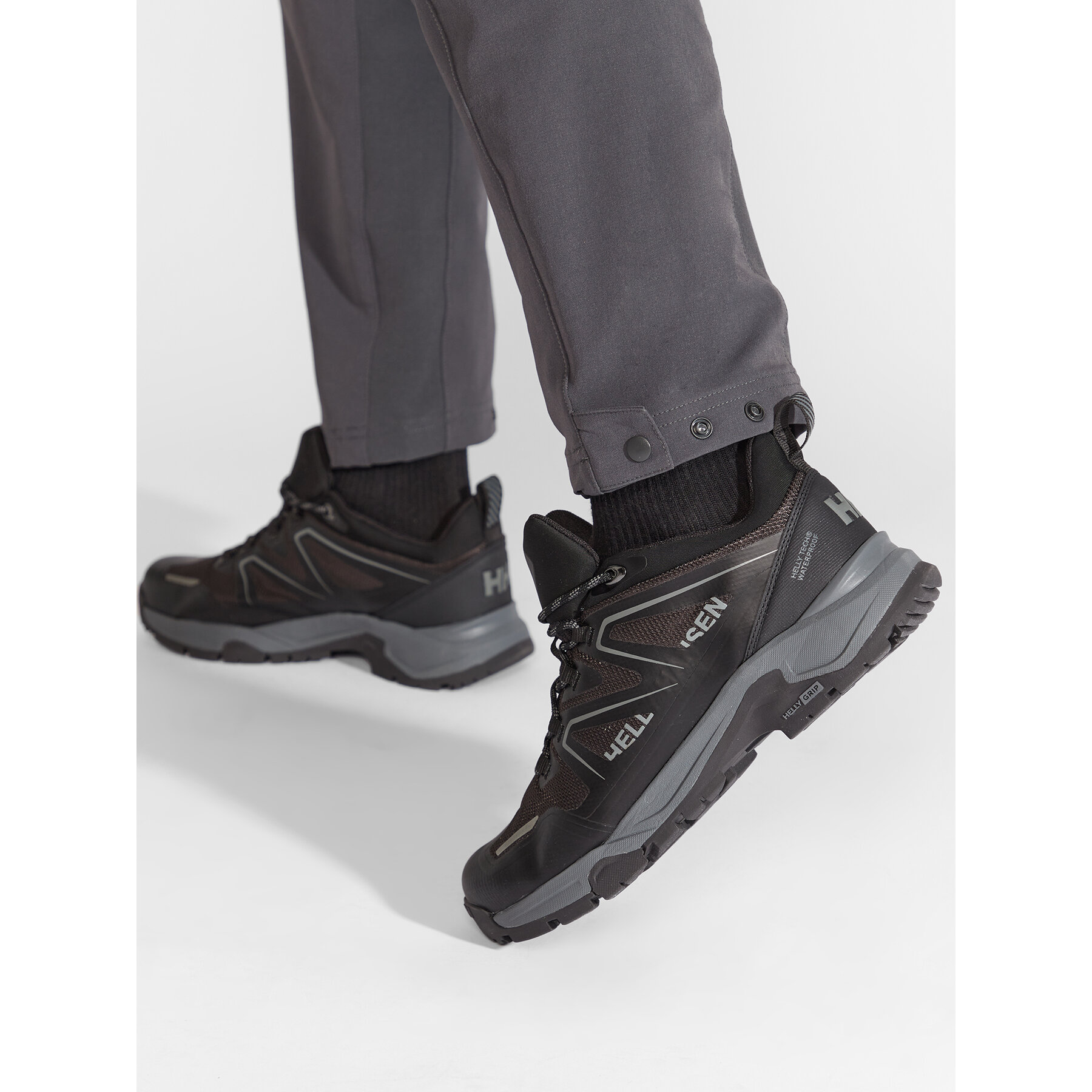 Trekingová obuv Helly Hansen Cascade Low Ht 11749_990 Čierna