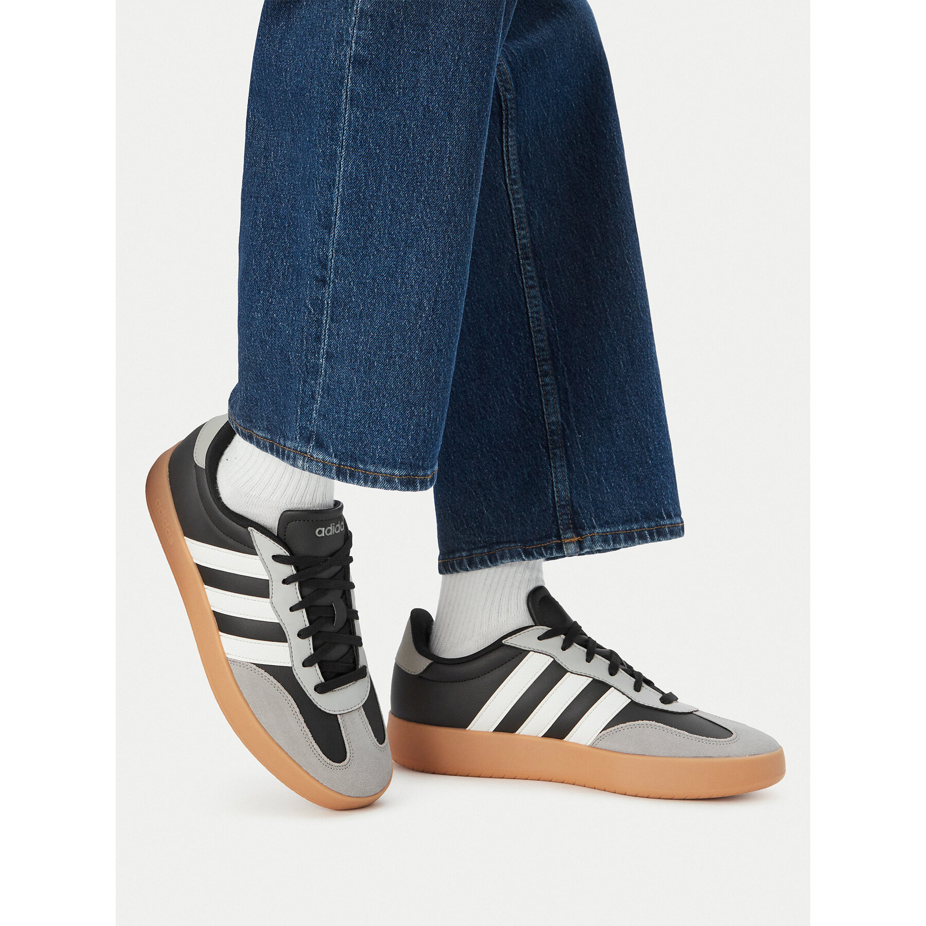 Сникърси adidas Barreda JP5927 Черен