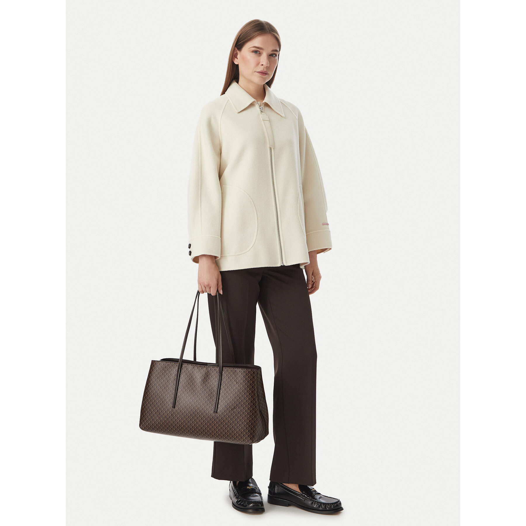 Дамска чанта Calvin Klein Emblem Aop Medium Work Tote LV04F3786G Тъмнокафяв