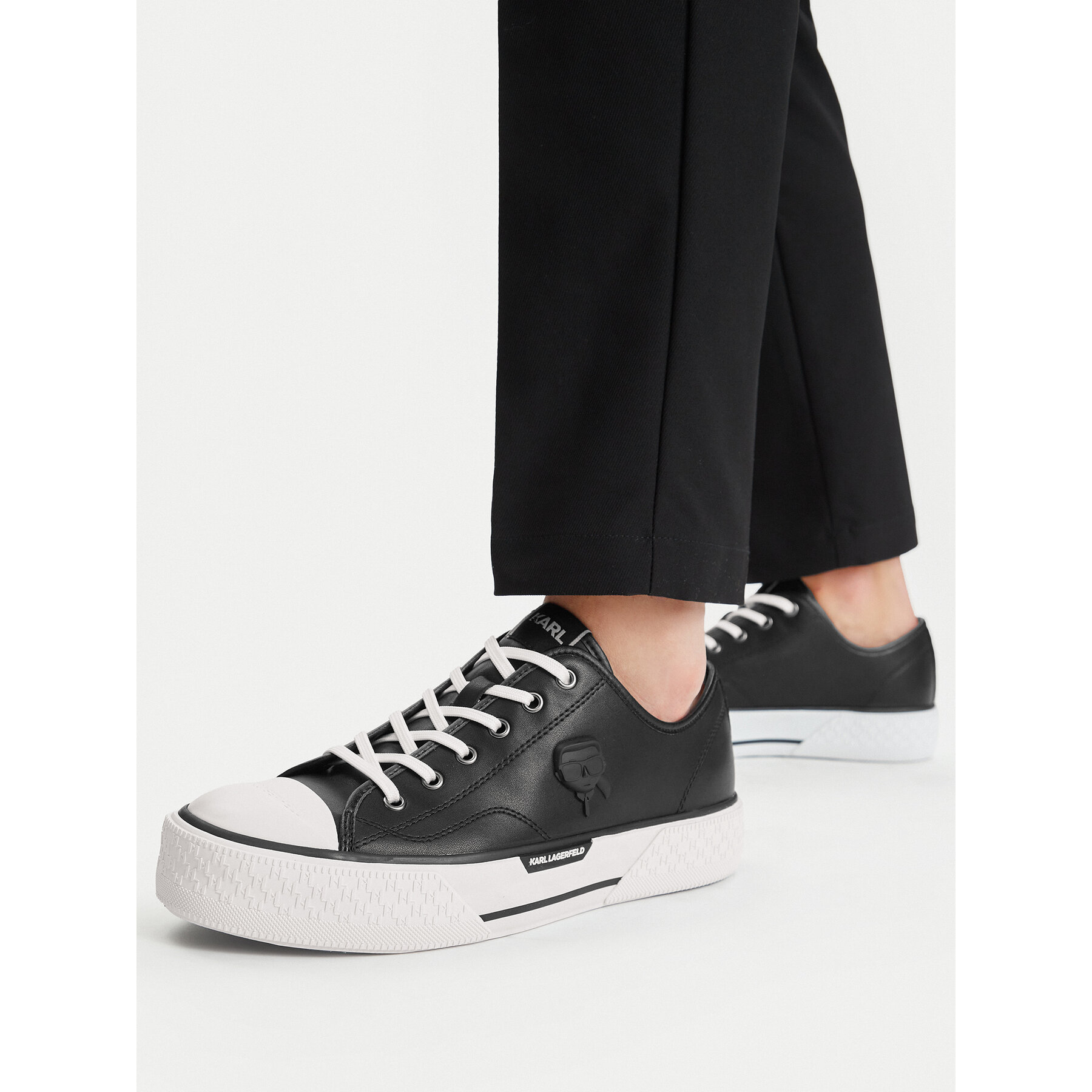 Tenisice KARL LAGERFELD Kampus Max III KL50470N Crna