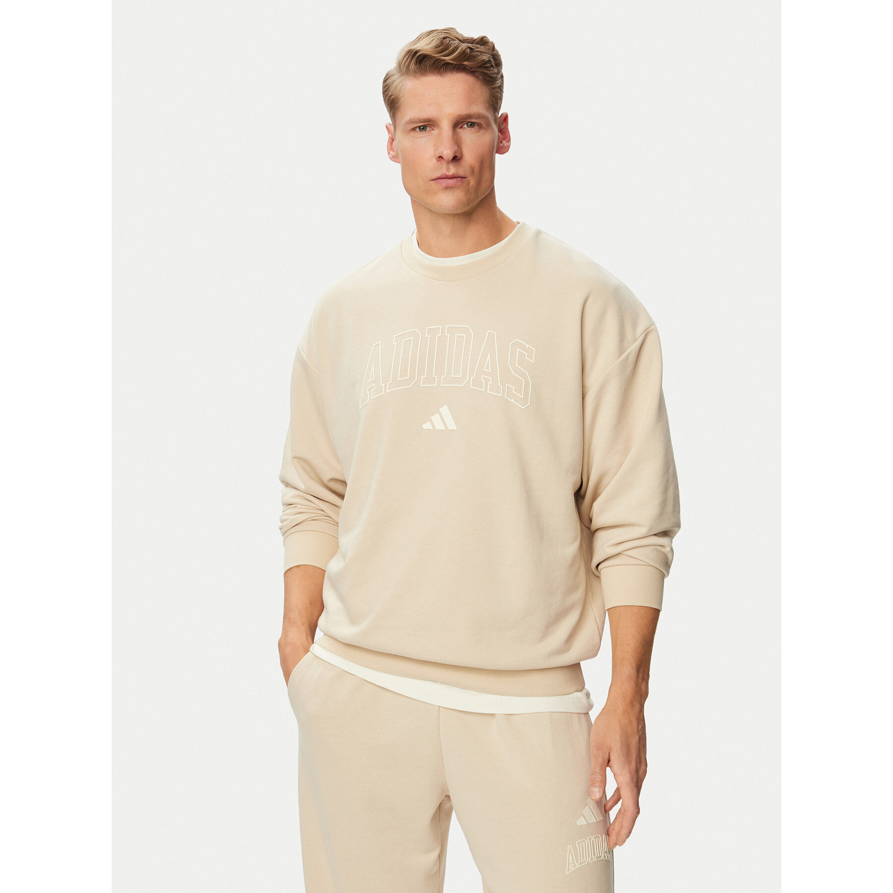 adidas Sweatshirt Seasonal Essentials Collegiate French Terry Crew KF4253 Beige Regular Fit