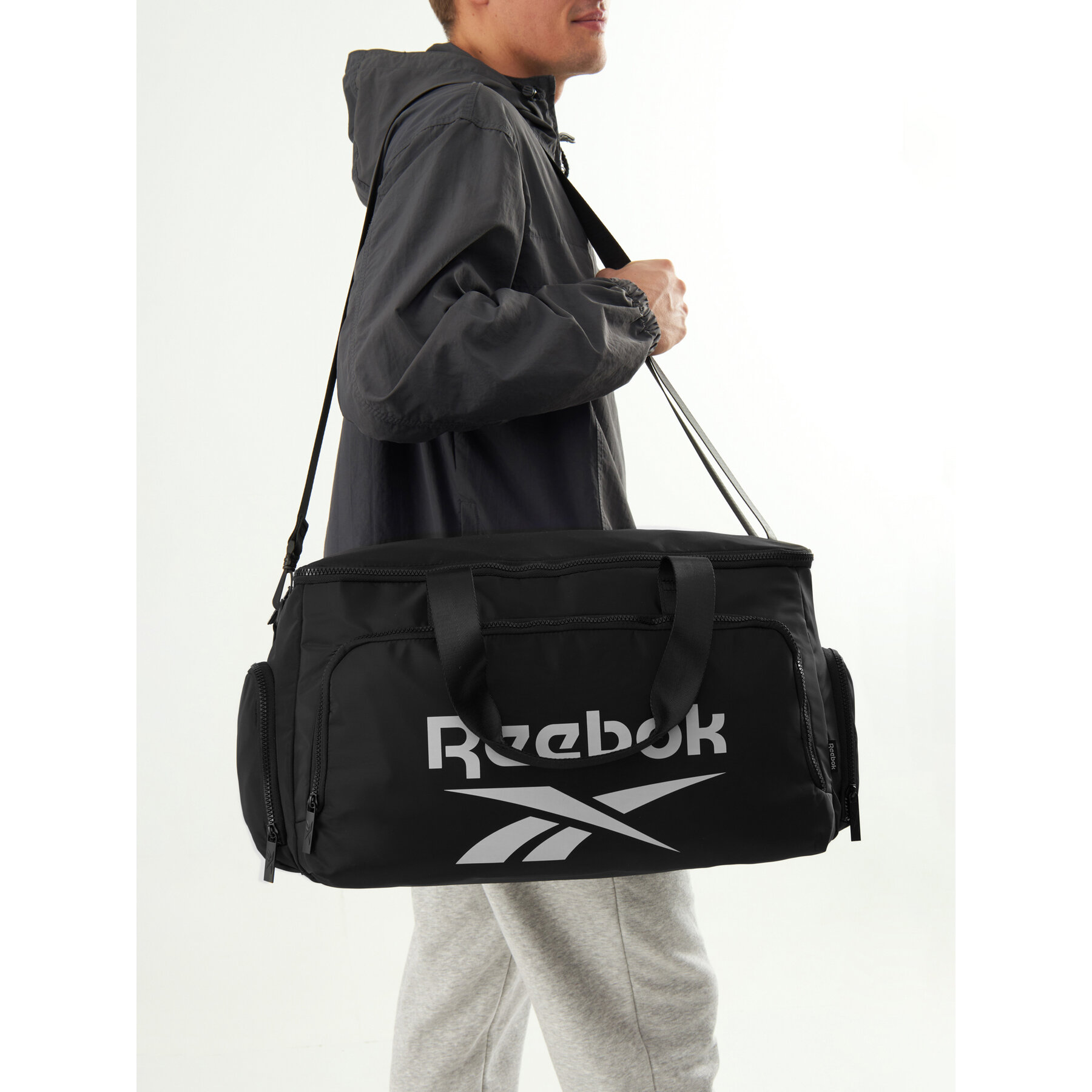Taška Reebok RBK-032-CCC-05 Čierna