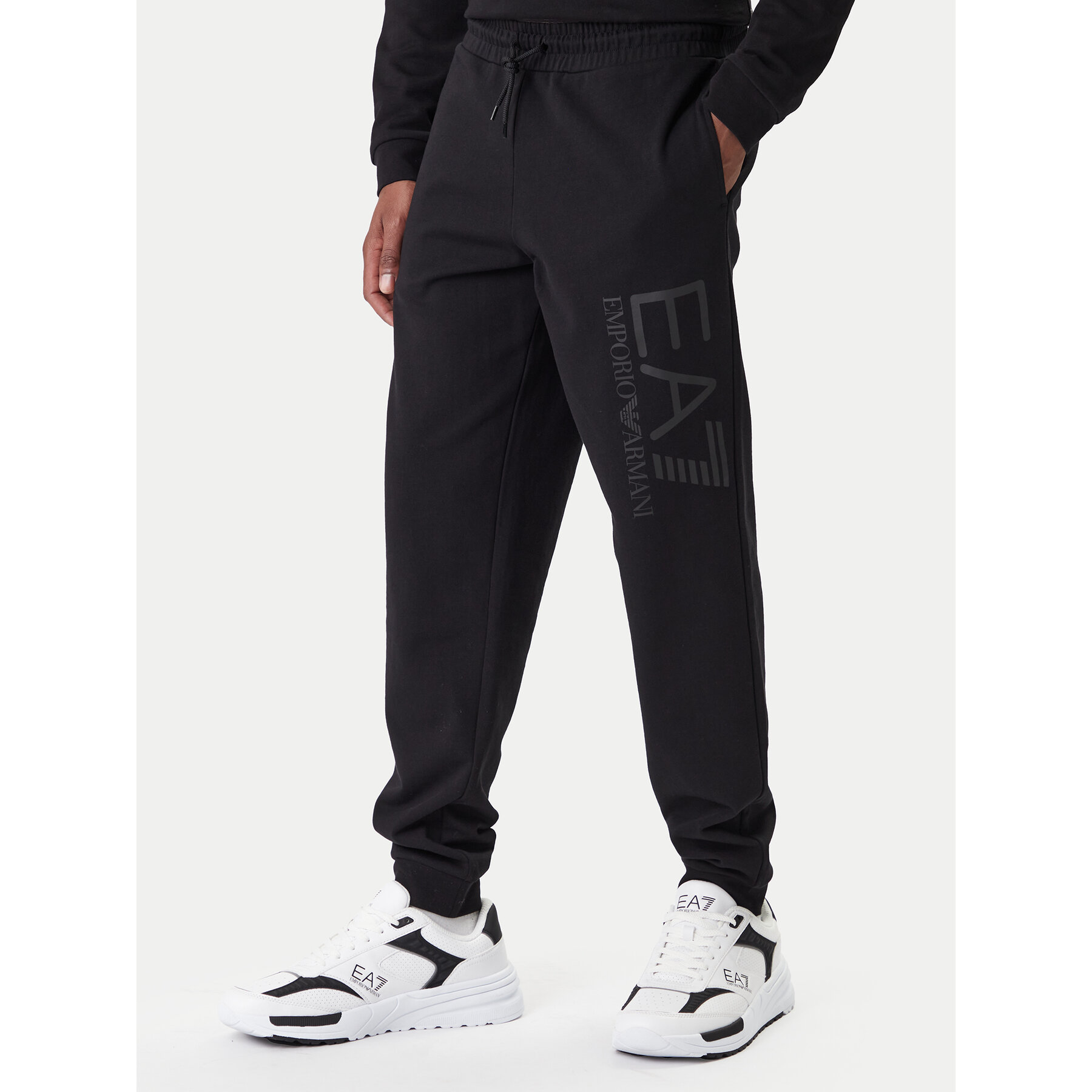 EA7 Emporio Armani Jogginghose 7M001415 AF22266 MC005 Schwarz Regular Fit