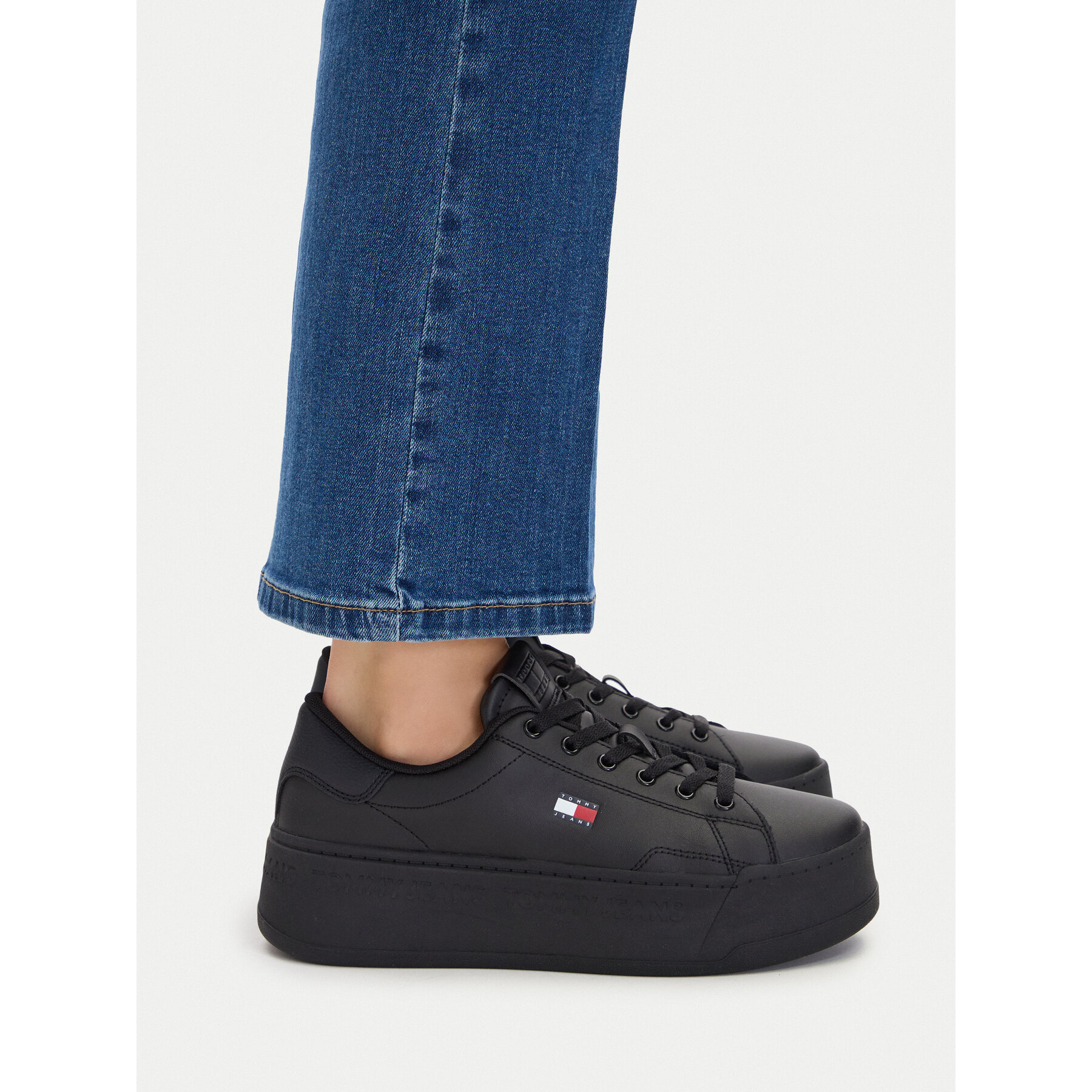 Сникърси Tommy Jeans Platform Logo Sneaker EN0EN02961 Черен