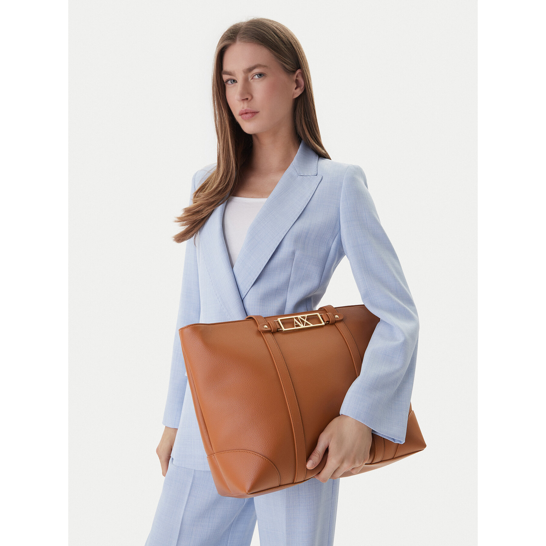 Kabelka Armani Exchange XW002608 AF15632 U6119 Hnedá