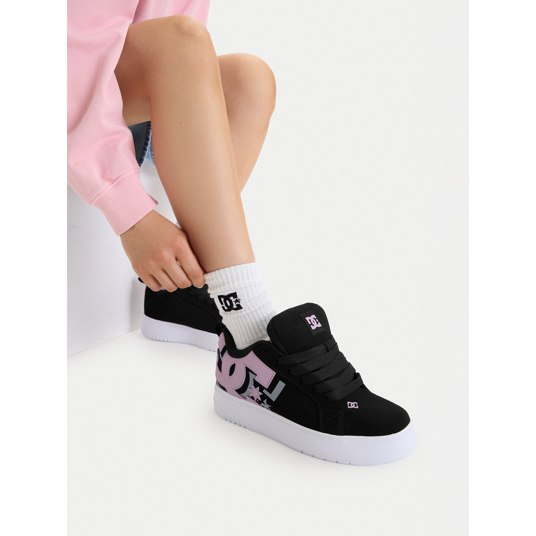 Sneakersy DC Shoes EO-COURT GRAFFIK PLATFORM DC02422003 Čierna