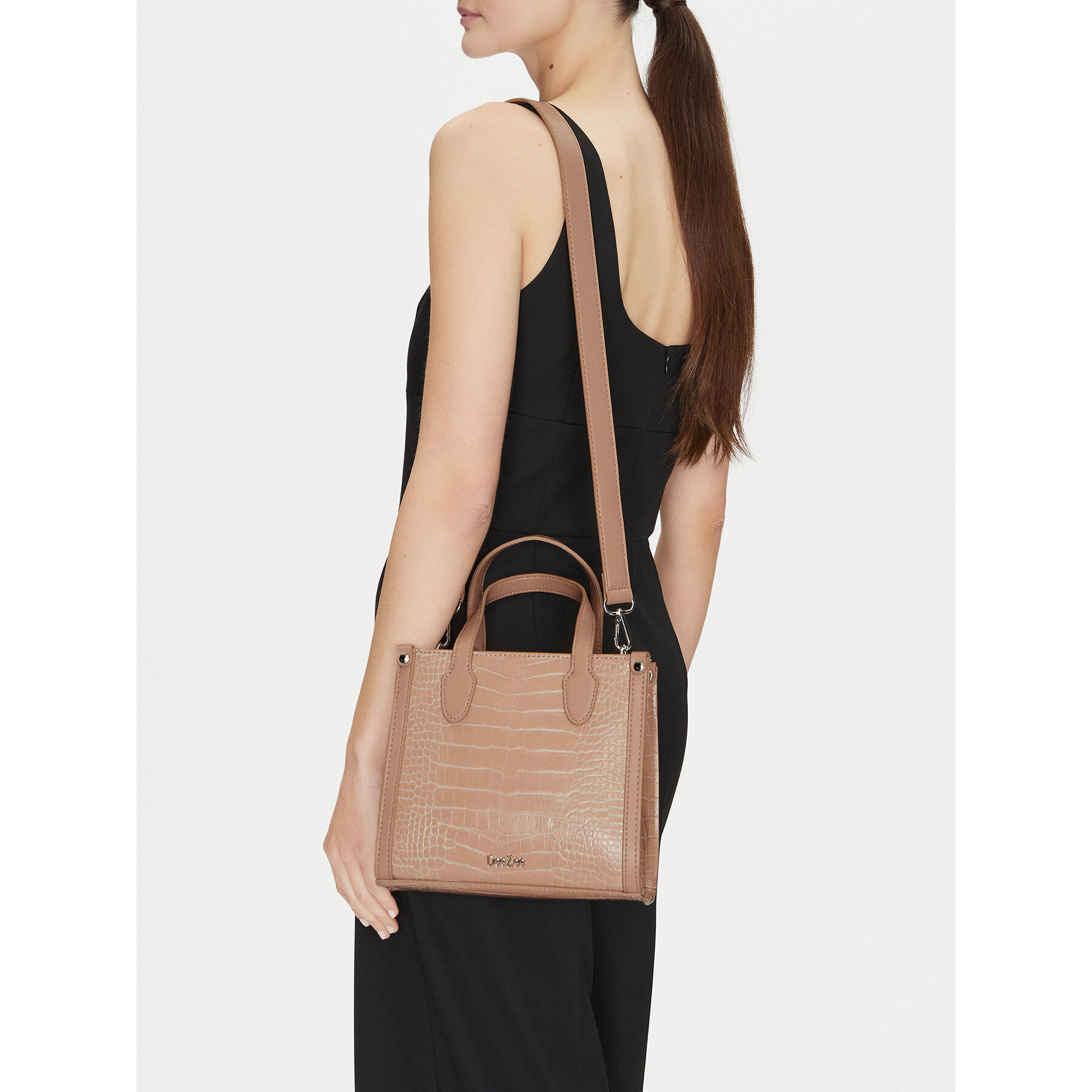 Дамска чанта DeeZee DZE-S-015-07 Бежов