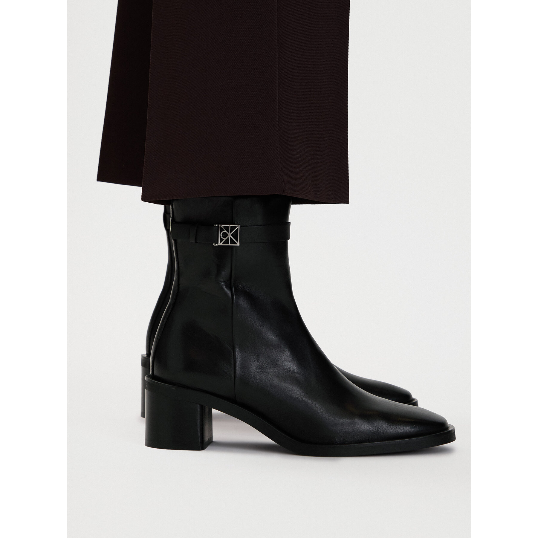 Botine Calvin Klein Block Heel Ank Boot Lth Hdw HW0HW03171 Negru