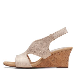 

Босоніжки Clarks Kyarra Aster 26171236 Sand Metallic, Бежевий