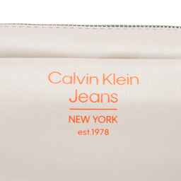 

Сумка Calvin Klein Jeans Sculpted Ew Camera Bag20 Spec K60K610075 ACF, Бежевий