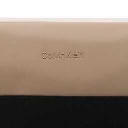 

Плоска сумка Calvin Klein Ck Spw Tech Conv Reporter K50K510548 0GF, Коричневий