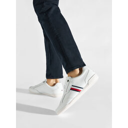 

Снікерcи Tommy Hilfiger Classic Lo Cupsole Leather FM0FM04277 White YBR, Білий
