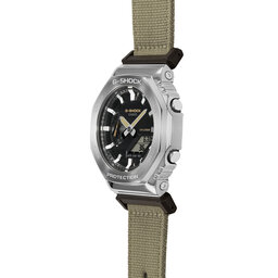 

Годинник G-Shock GM-2100C -5AER Silver/Beige, Срібний