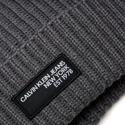 

Шапкa Calvin Klein Jeans Seasonal Patch Beanie K50K511430 Dark Grey PSM, Сірий