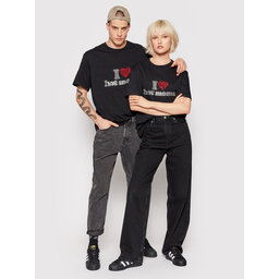 2005 2005 Marškinėliai Unisex Hot Moms Juoda Relaxed Fit