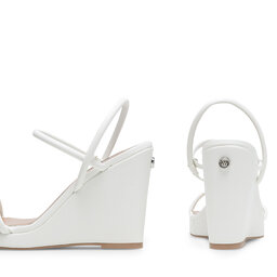 

Босоніжки Nine West WFA2624-1 Білий
