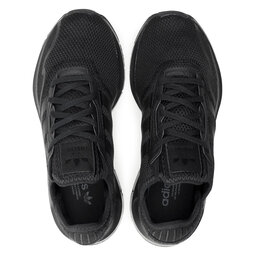 

Взуття adidas, Чорний