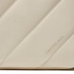 

Сумка Calvin Klein Jeans Quilted Micro Ew Tote22 K60K611957 Papyrus YAN, Écru