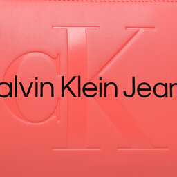 

Сумка Calvin Klein Jeans Sculpted Camera Pouch2I Mono K60K610681 TCO, Кораловий