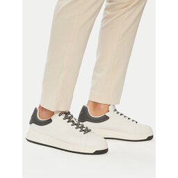 Emporio Armani Снікерcи Emporio Armani EM003663 AF18212 M0364 Білий