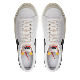 

Взуття Nike Blazer Low '77 Vntg DA6364 101 White/Black/Sail, Білий