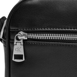 

Плоска сумка Calvin Klein Jeans ULTRALIGHT SQ CAMERA BAG18 PU K50K511788 Black BEH, Чорний