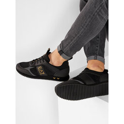 

Снікерcи EA7 Emporio Armani X8X027 XK050 M701 Triple Black/Gold, Чорний