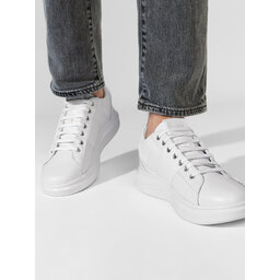 

Снікерcи Guess, Білий