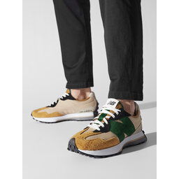 

Снікерcи New Balance, Бежевий