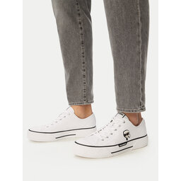 KARL LAGERFELD Sneakers aus Stoff KARL LAGERFELD Kampus Max KL95025 Weiß