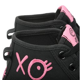 

Взуття adidas, Чорний